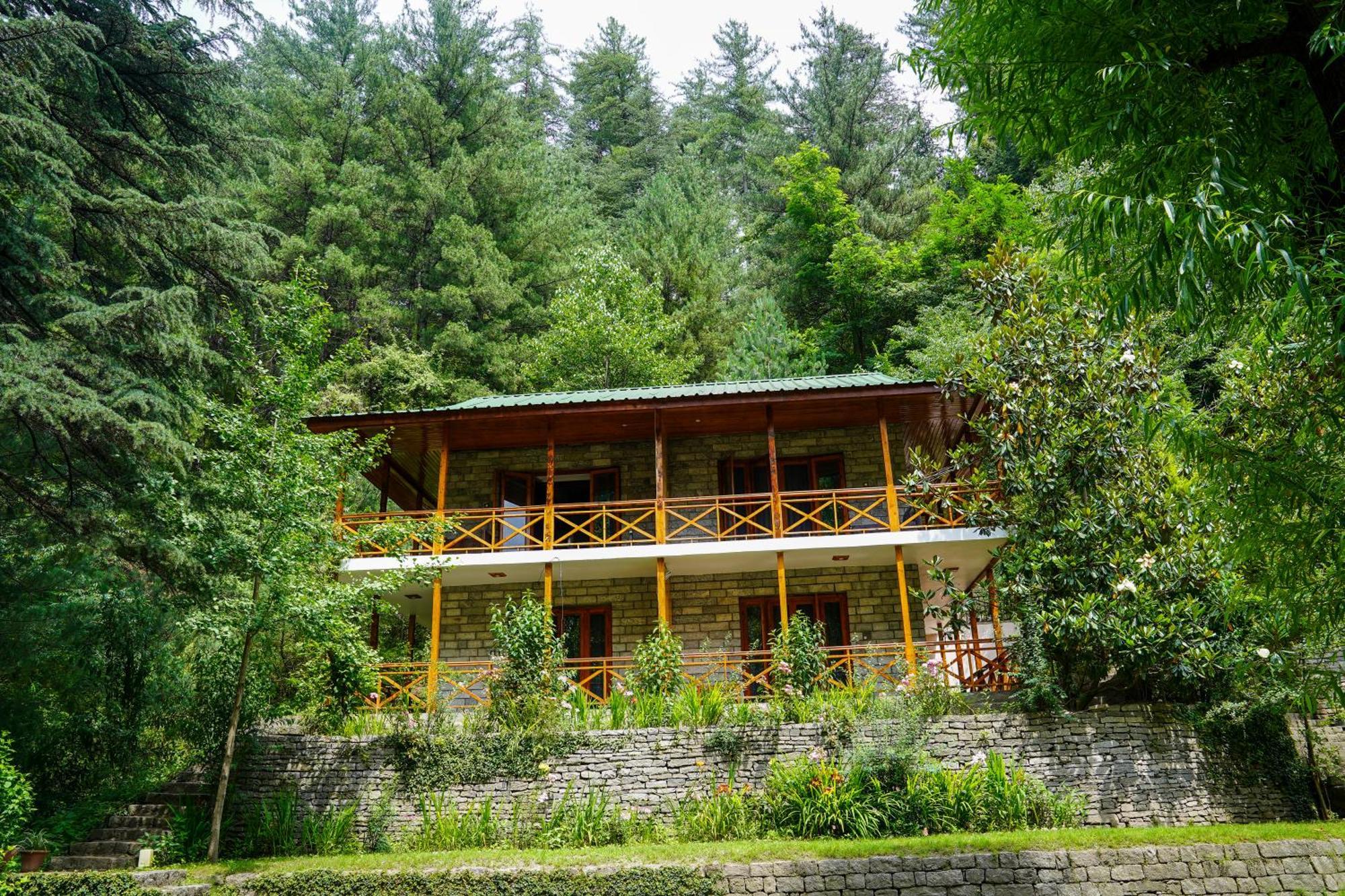 Отель Zone Connect By The Park, Manali Экстерьер фото